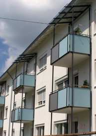 Balkon mit Balkotec-Geländer und Überdachung